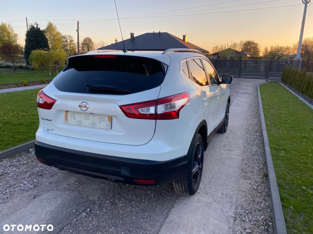 Nissan Qashqai 1.6 DCi Tekna+ - 4