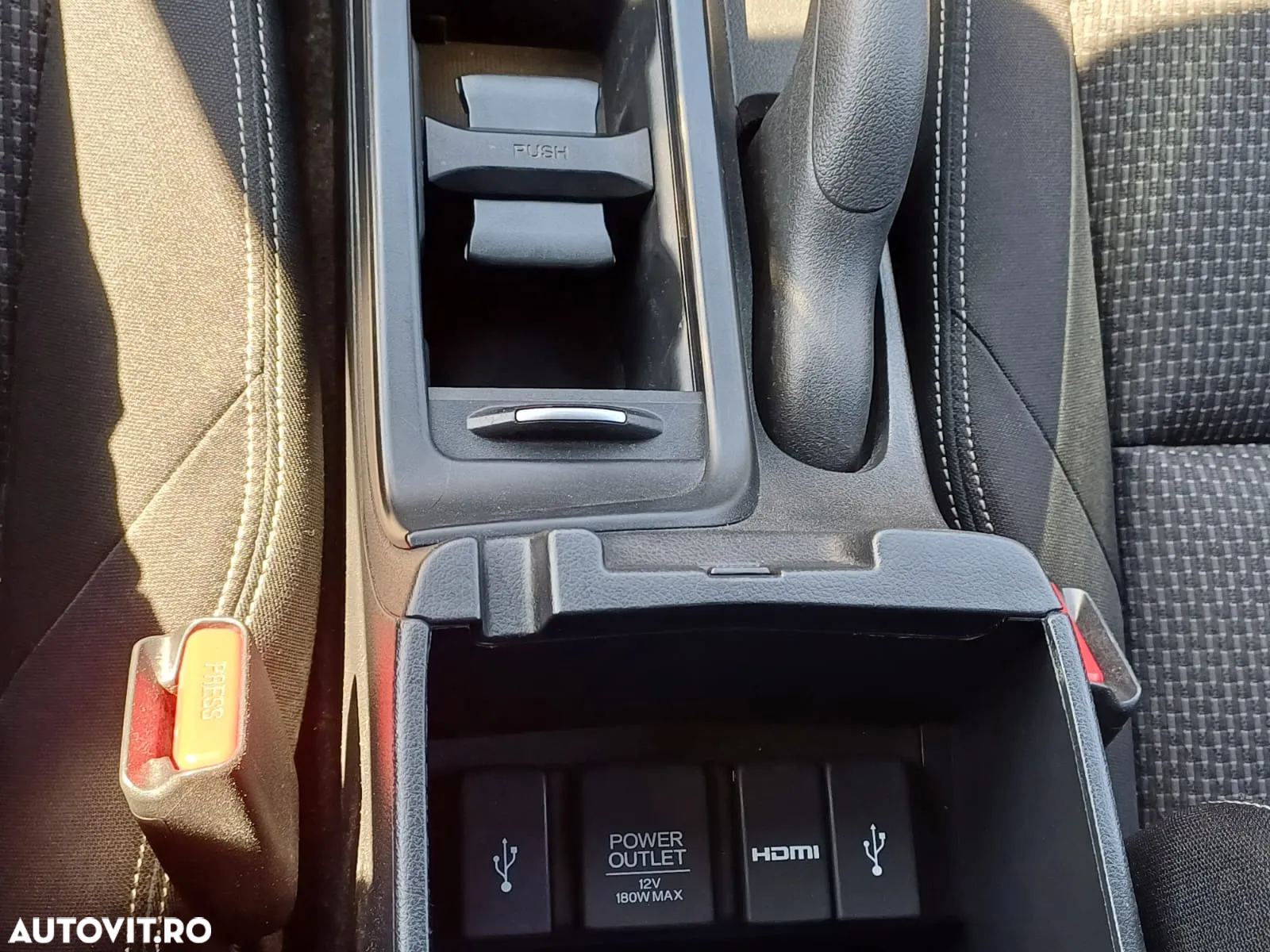 Honda Civic 1.8 i-VTEC AT Sport - 23