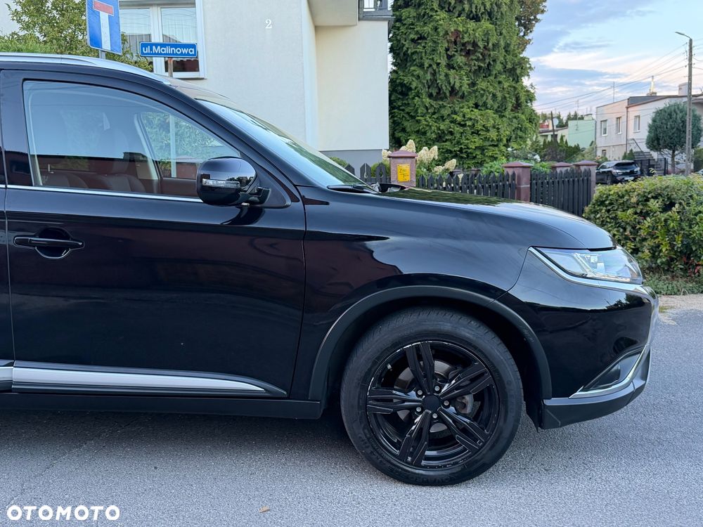 Mitsubishi Outlander 2.0 2WD Diamant - 10