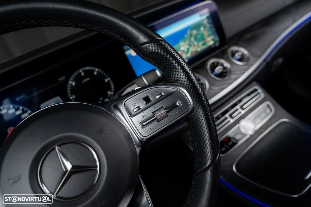 Mercedes-Benz E 300 - 13