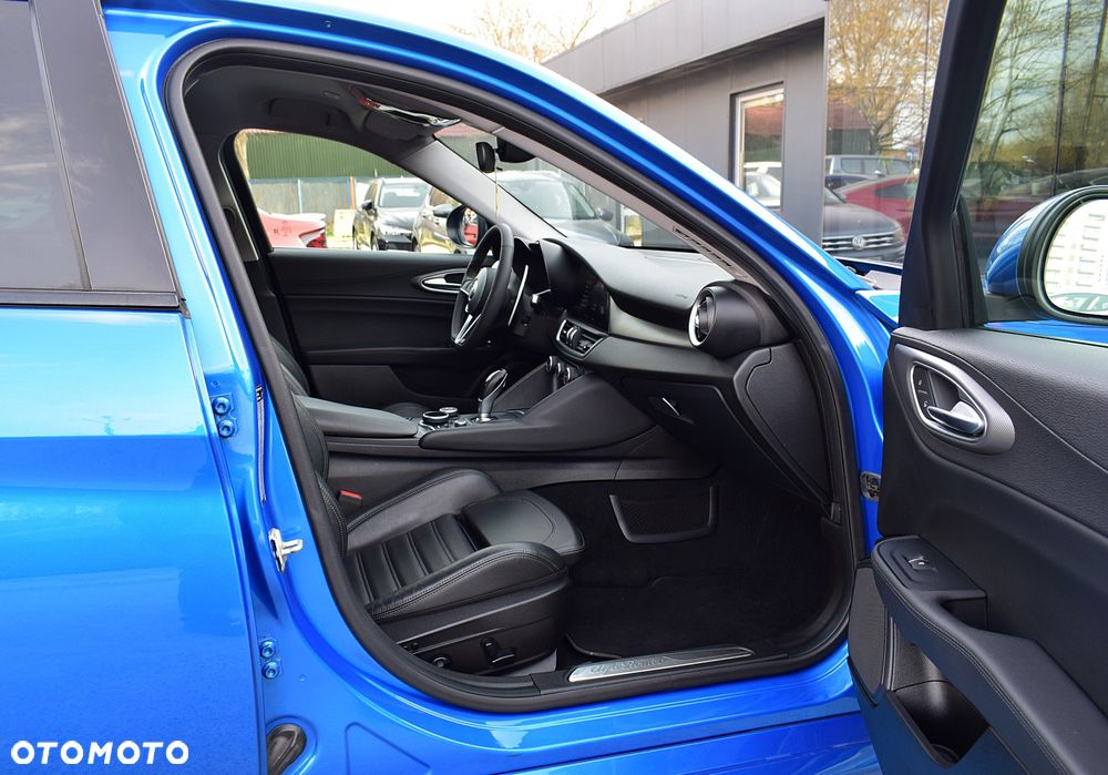 Alfa Romeo Giulia 2.0 Turbo Veloce Q4 - 8