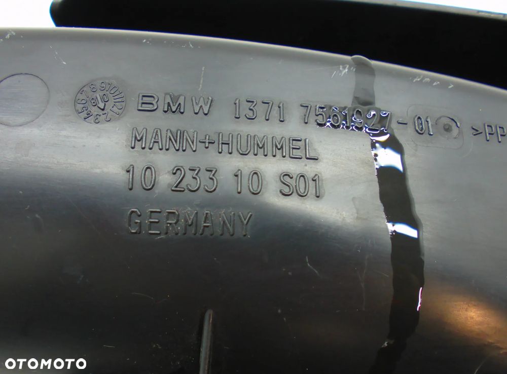 BMW 120i E87 Wlot powietrza  1023310S01 2.0B - 4