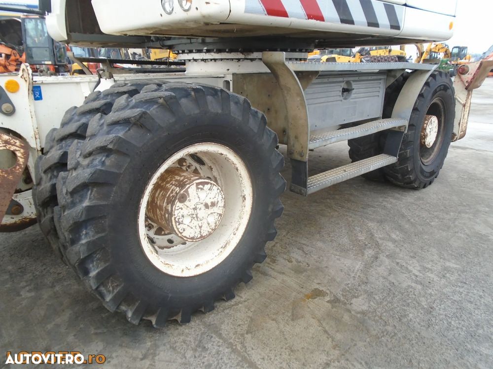 Liebherr A 918 Compact - 7