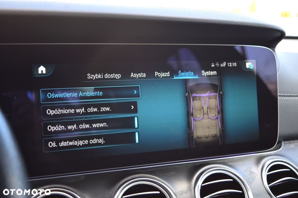 Mercedes-Benz Klasa E 220 d 4-Matic AMG - 31