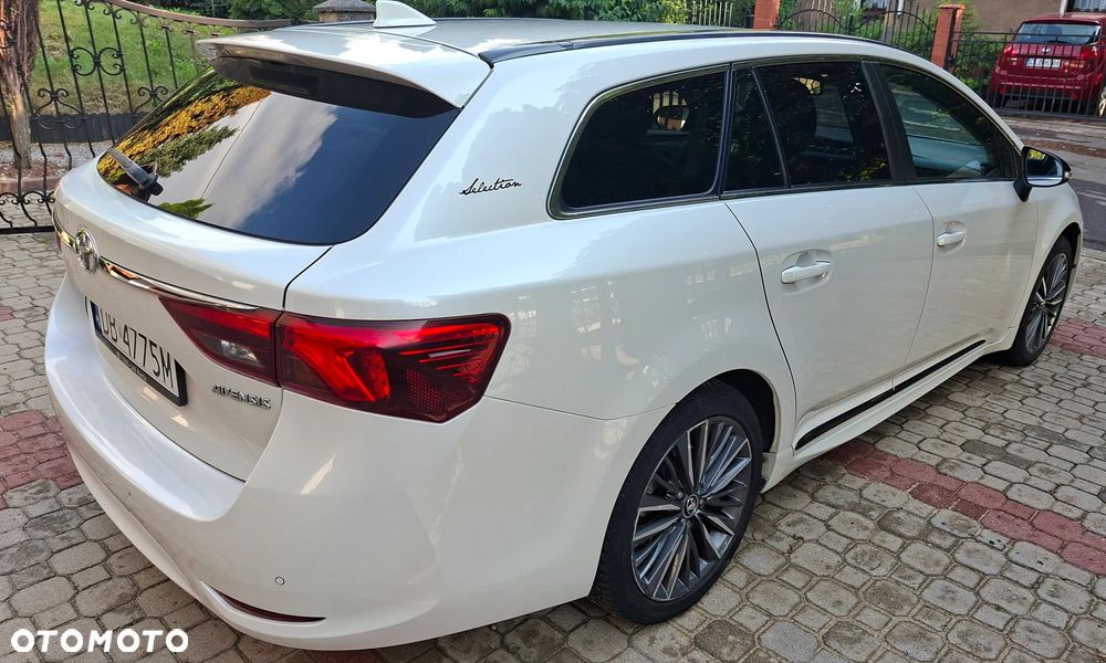 Toyota Avensis 1.8 Selection MS - 6