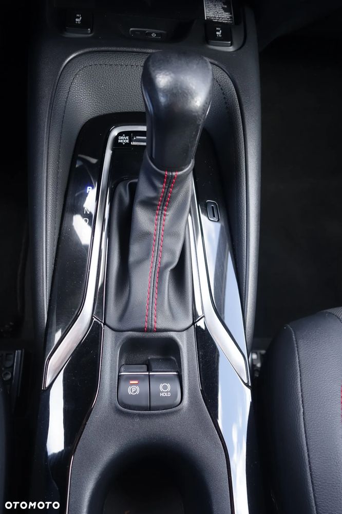 Toyota Corolla 1.8 Hybrid GR Sport - 22