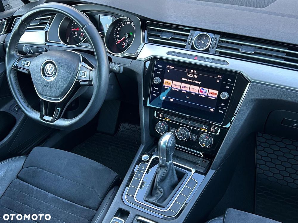 Volkswagen Passat 1.5 TSI EVO Highline DSG - 17