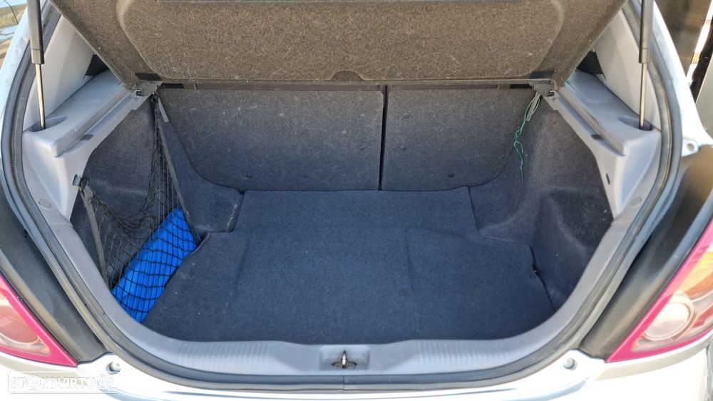 Nissan Almera 1.5 Tekna - 14