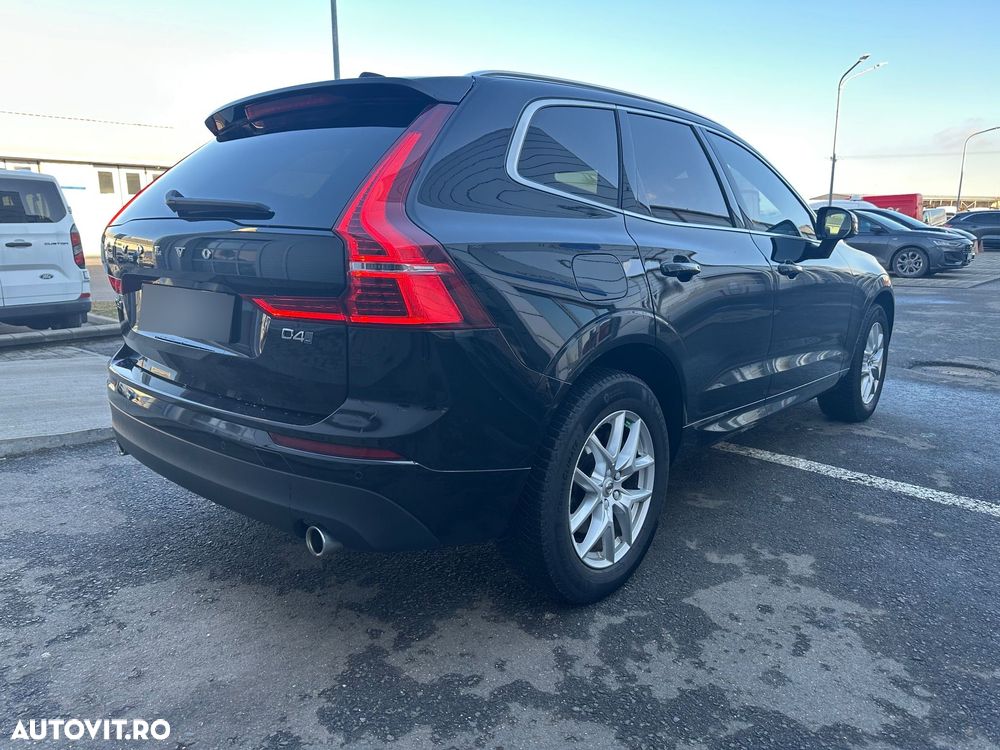 Volvo XC 60 D4 AWD Momentum - 9