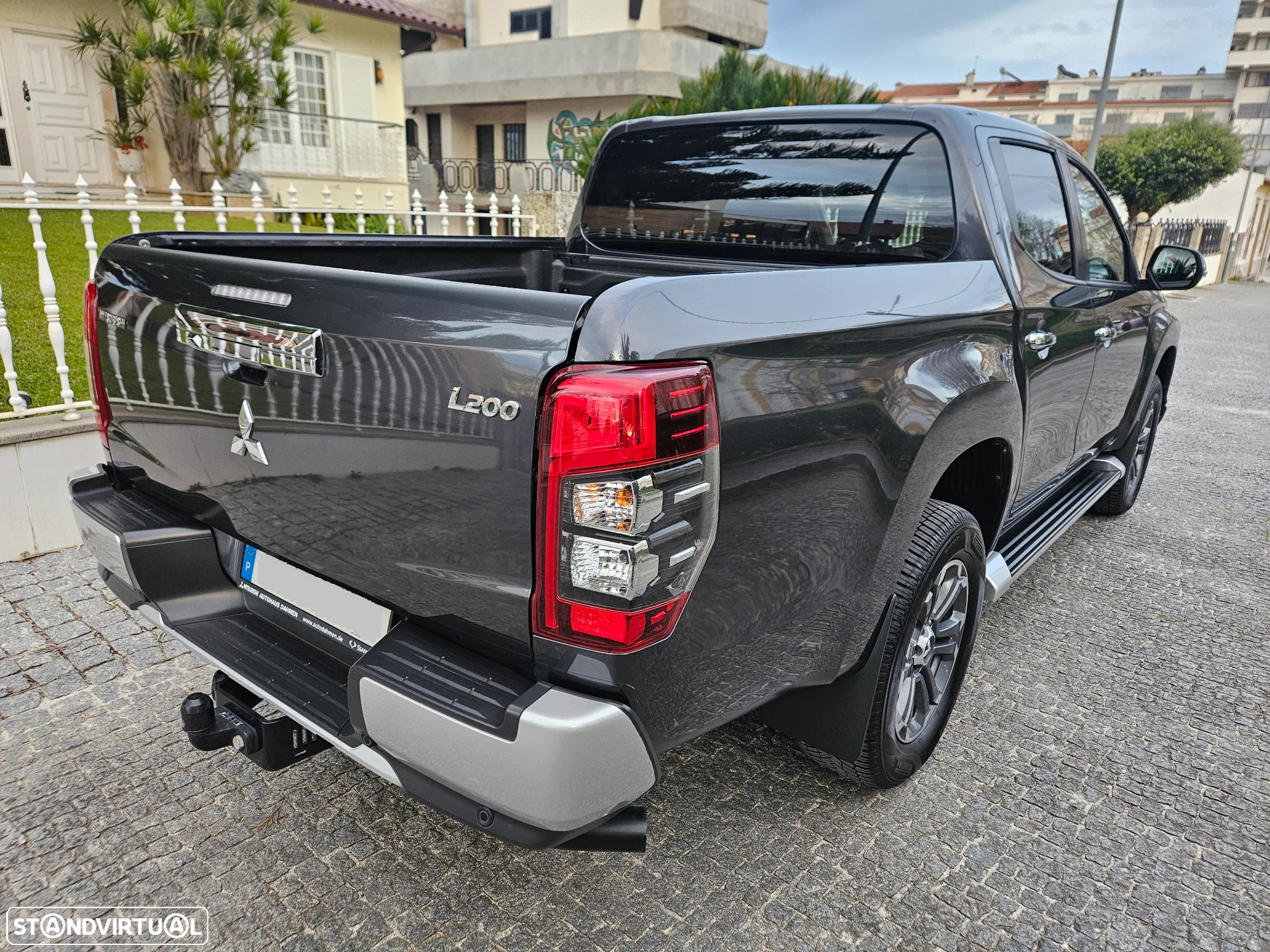 Mitsubishi L200 2.3 DI-D Strakar Space Cab Intense AT 4WD - 12