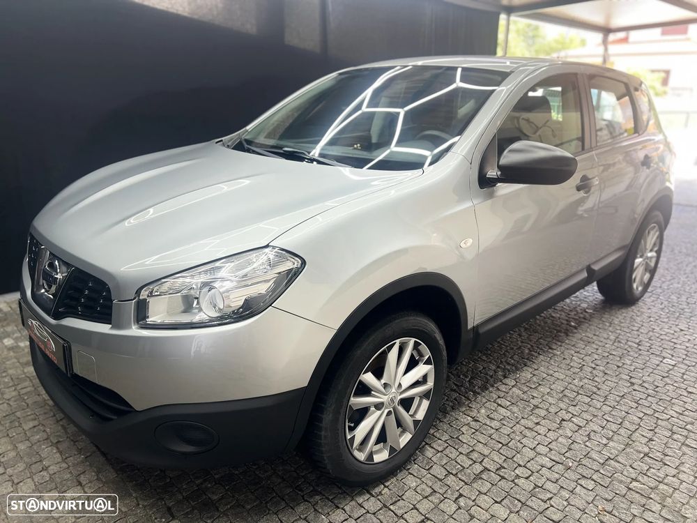 Nissan Qashqai 1.6 Visia - 1