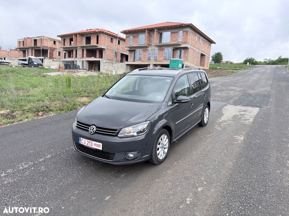 Volkswagen Touran - 4