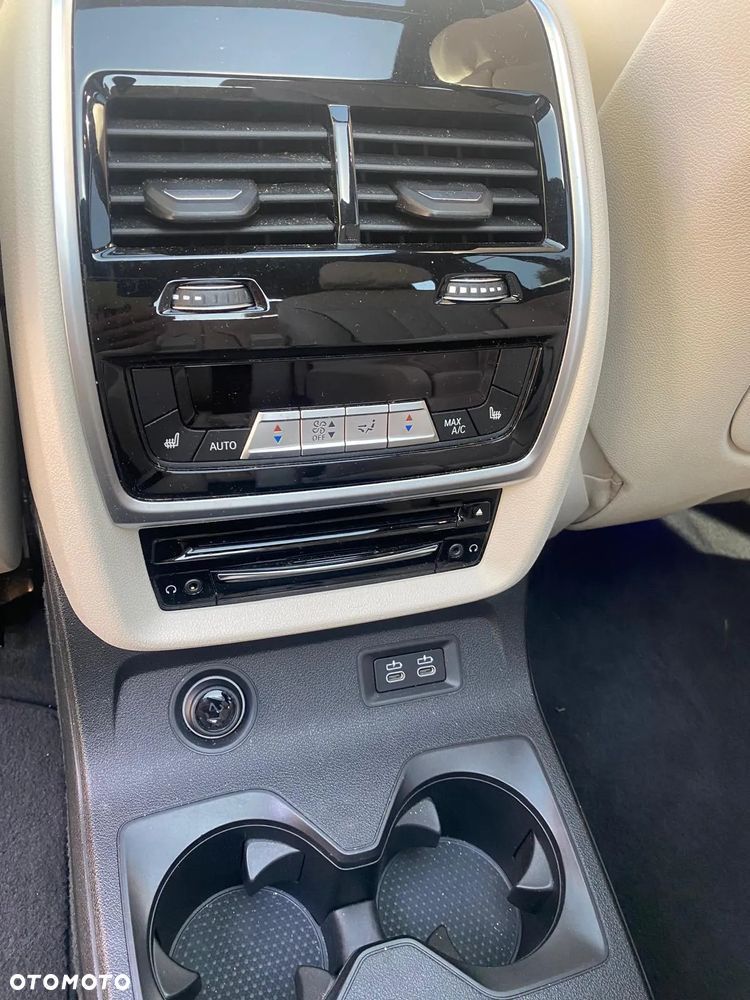 BMW X7 - 10