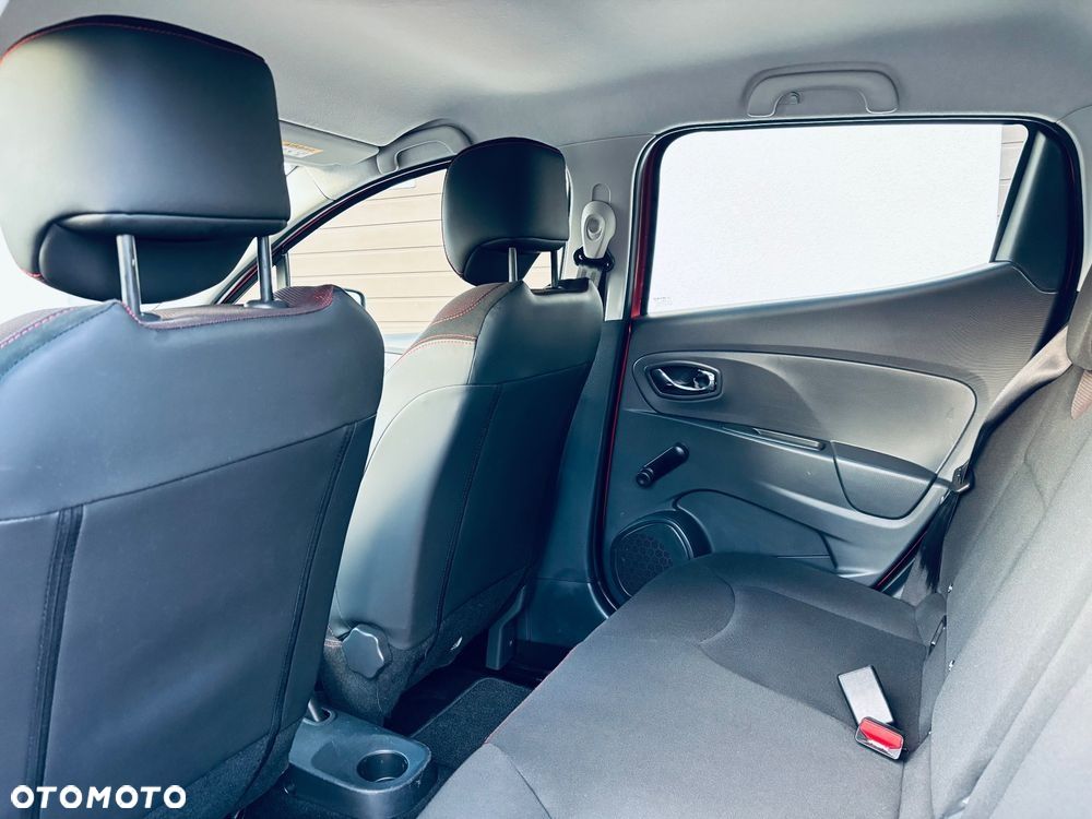 Renault Clio - 16