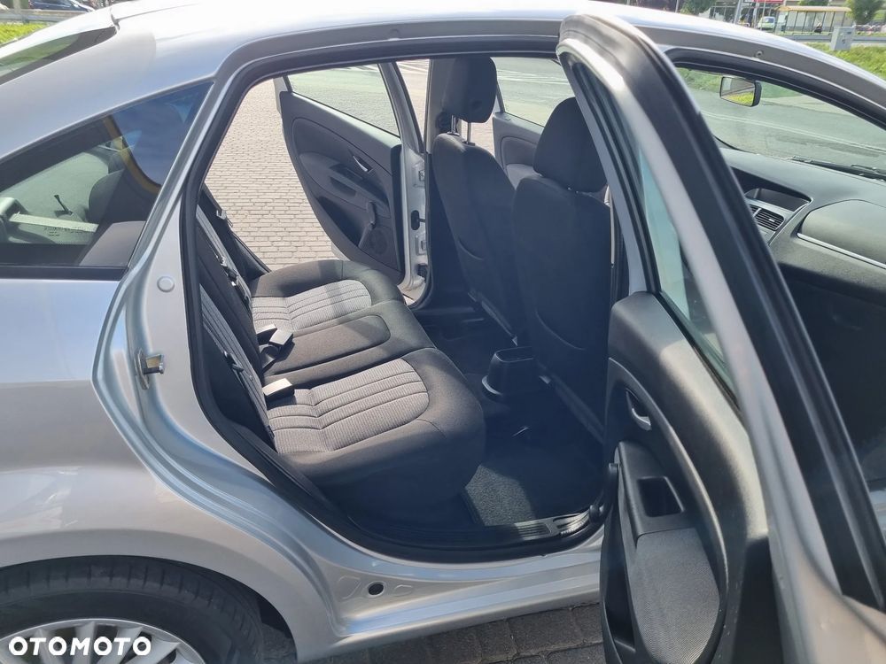 Fiat Linea 1.4 T-Jet 16V Active - 8