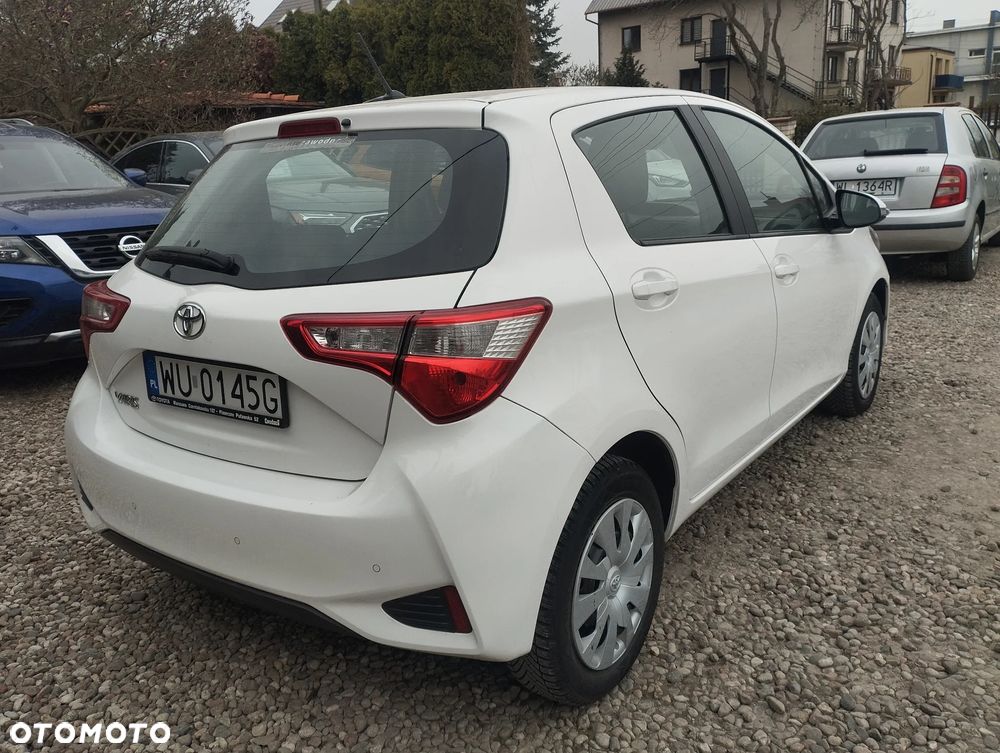 Toyota Yaris 1.0 Active EU6 - 8