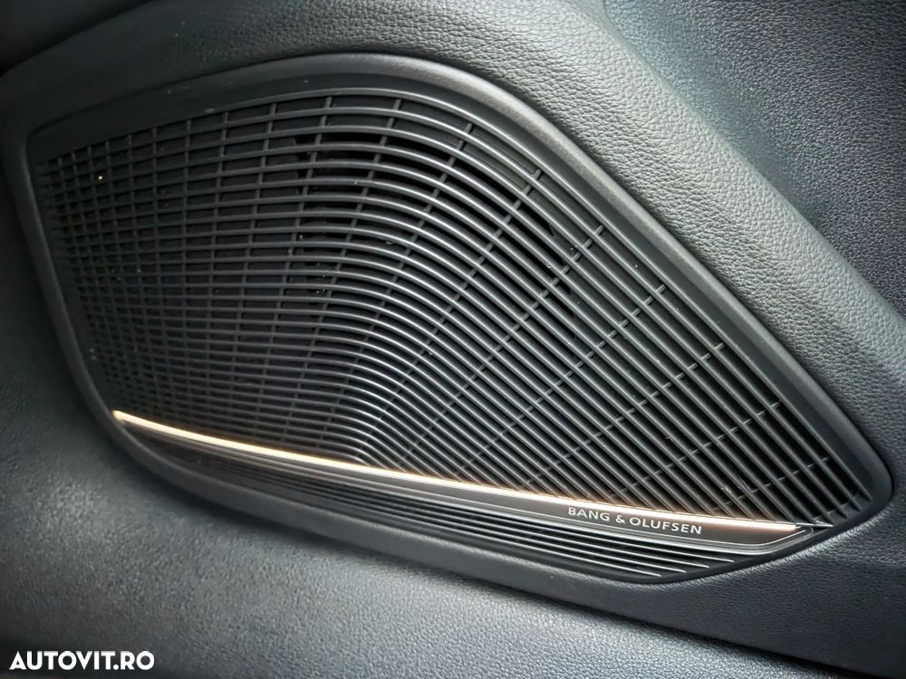 Audi A4 40 TDI quattro S tronic S line - 34