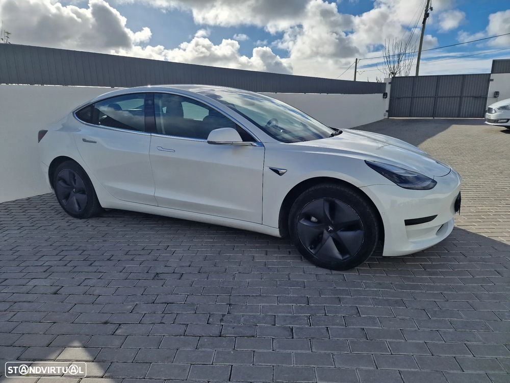 Tesla Model 3 Standard Range Plus RWD - 3