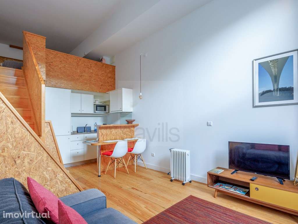 Apartamento T0 com terraço na baixa do Porto - Grande imagem: 3/24