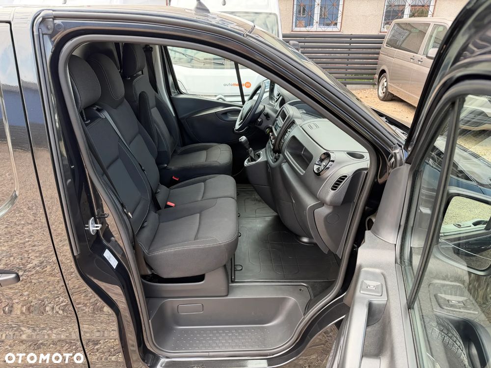 Renault Trafic - 17