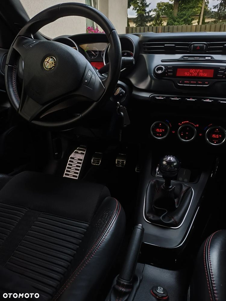 Alfa Romeo Giulietta 2.0 JTDM 16V - 36