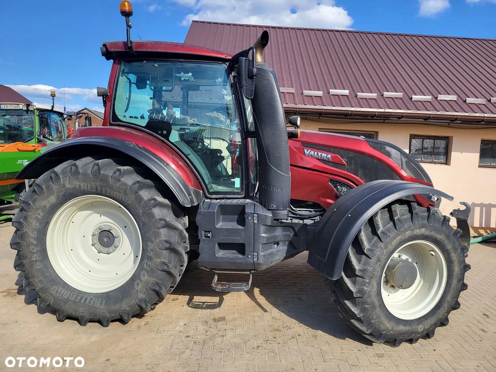 Valtra T144 - 2