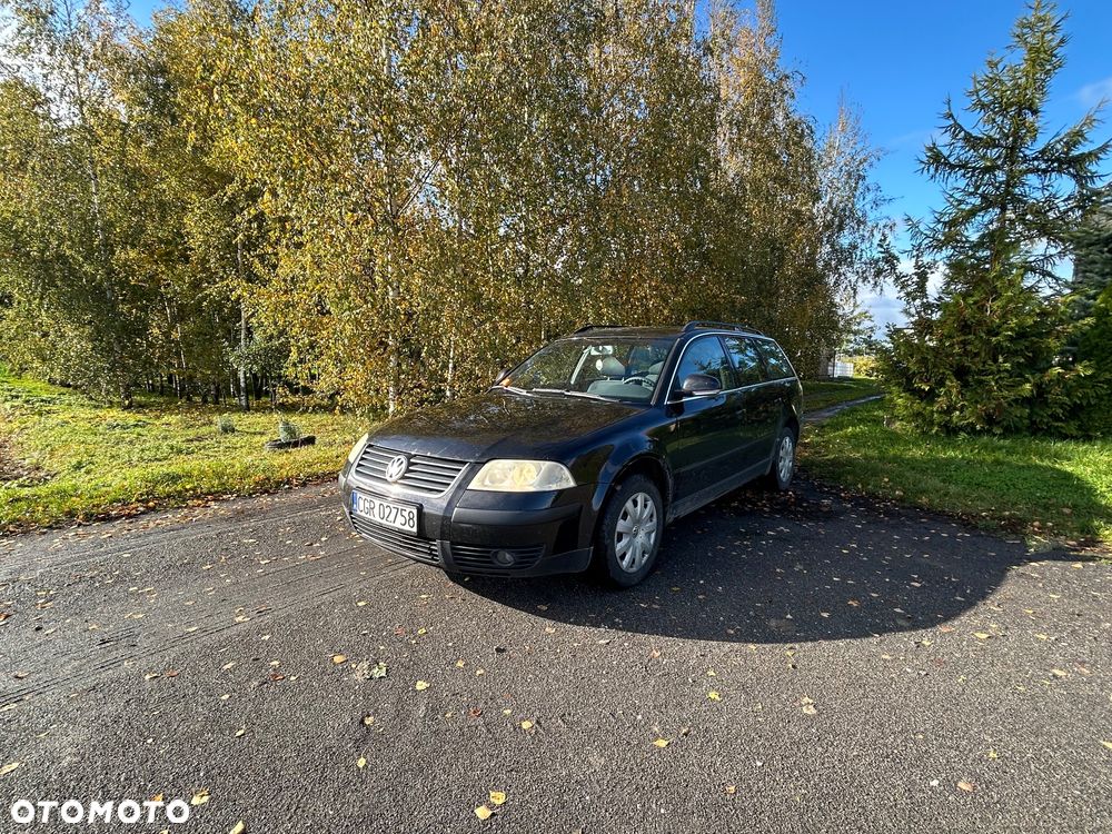 Volkswagen Passat - 1