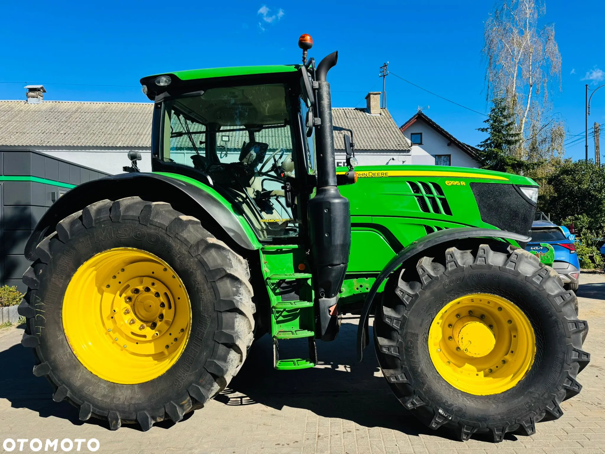 John Deere 6195R - 9