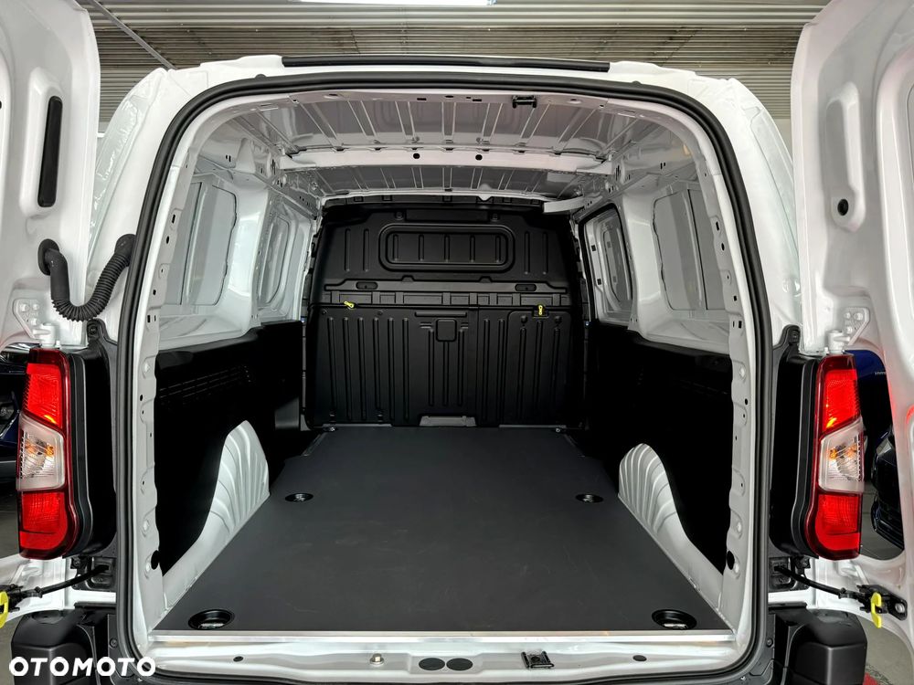 Toyota Proace City - 9