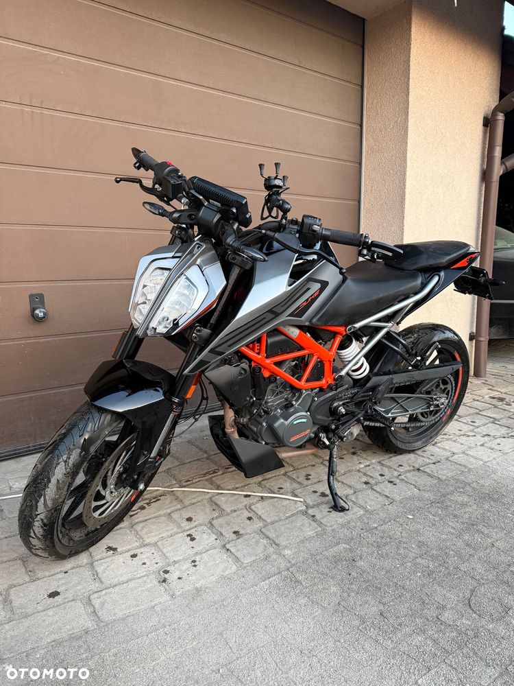 KTM Duke - 4