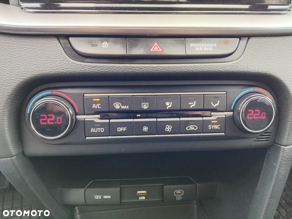 Kia XCeed 1.5 T-GDI M DCT - 16