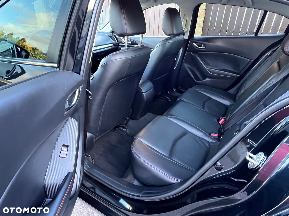 Mazda 3 - 17