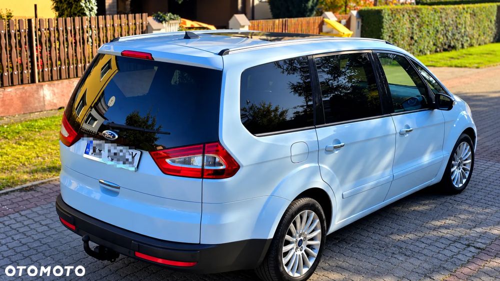 Ford Galaxy - 26