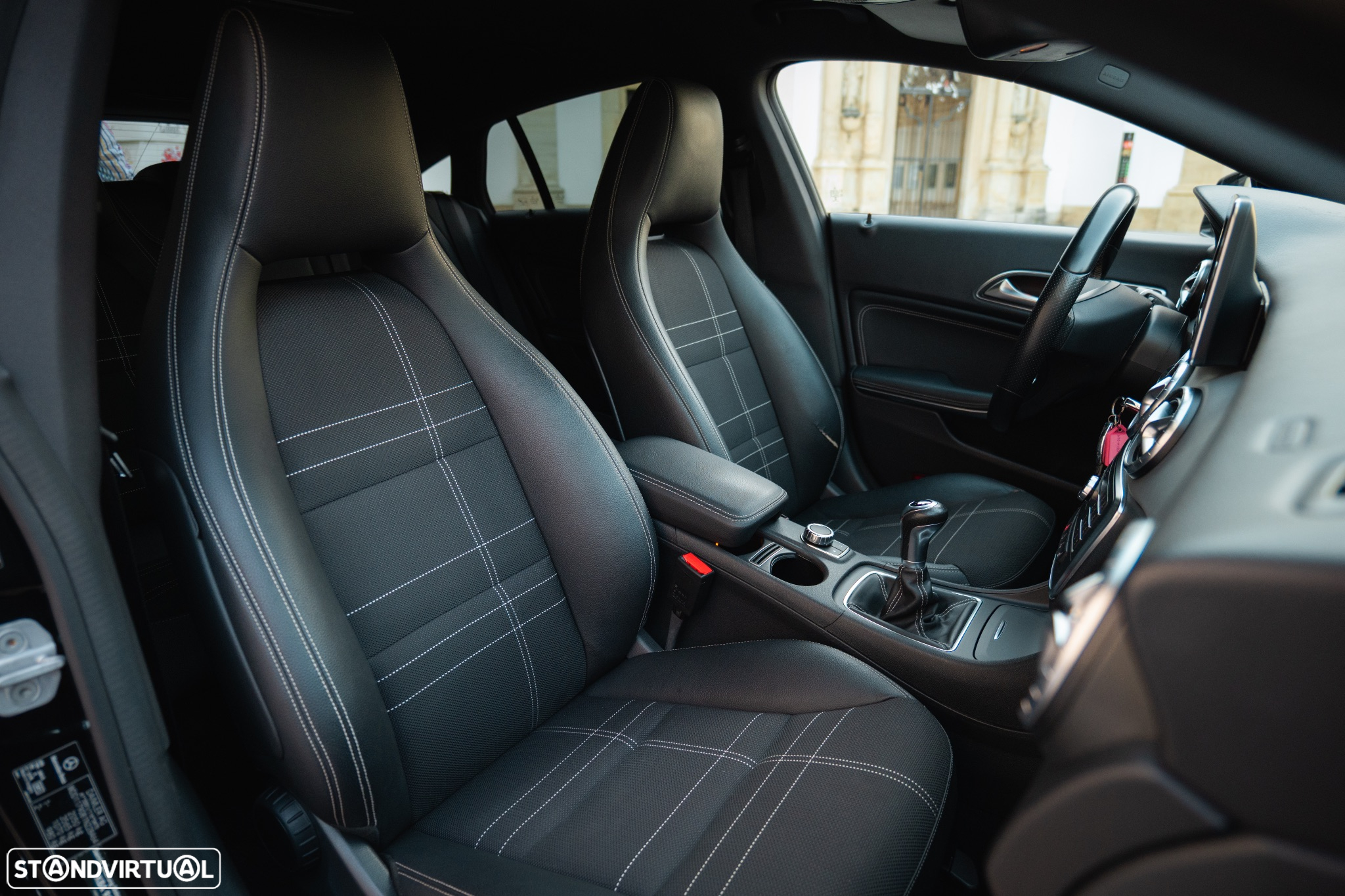 Mercedes-Benz CLA 200 d Shooting Brake Urban - 40