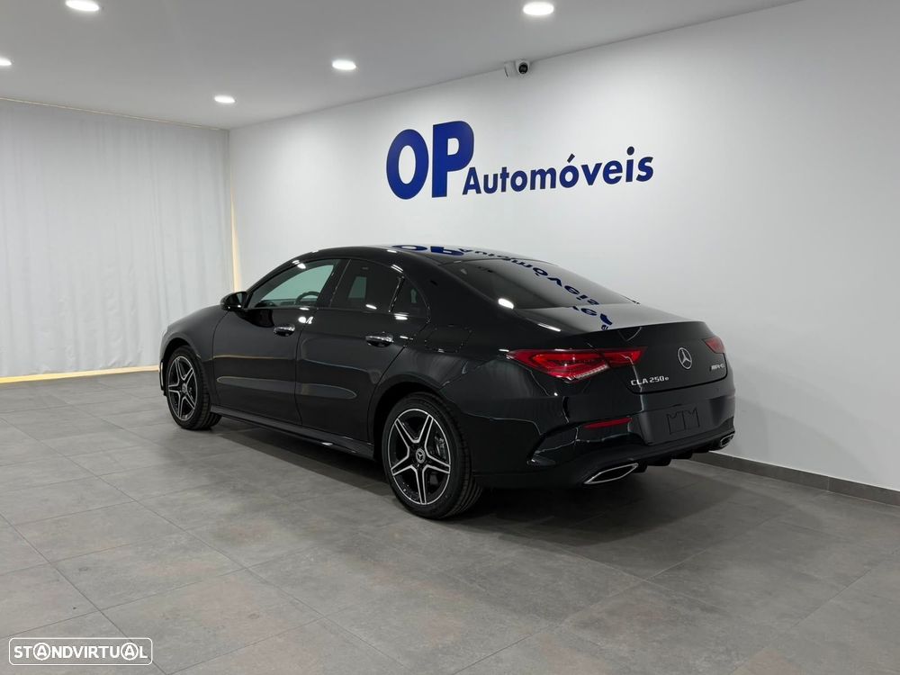 Mercedes-Benz CLA 250 e Shooting Brake AMG Line - 4