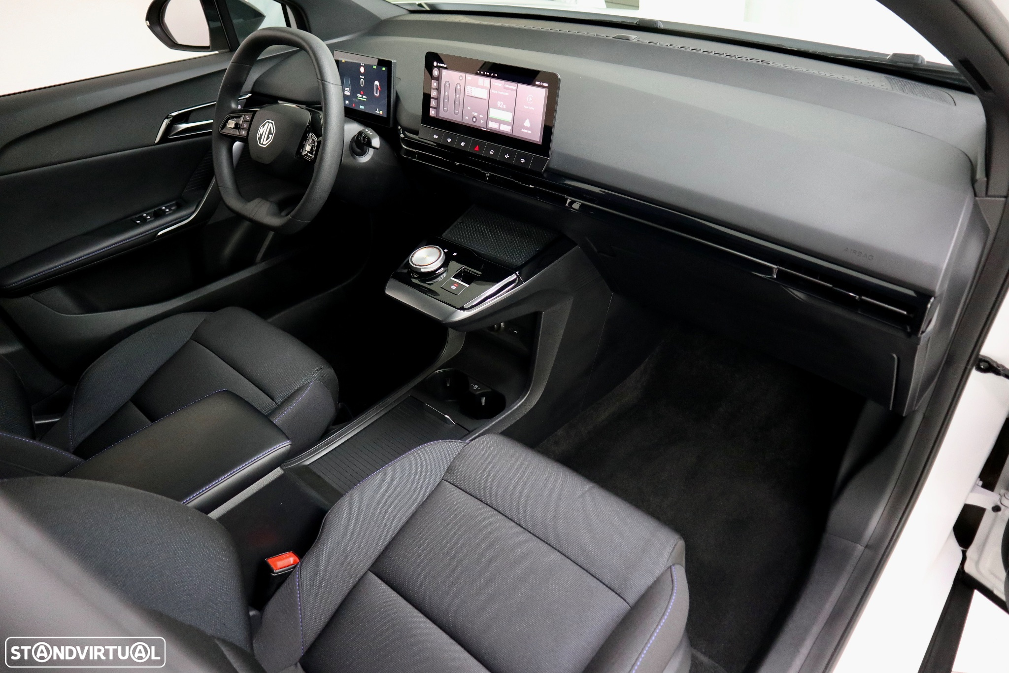 MG MG4 51 kWh Standard - 8
