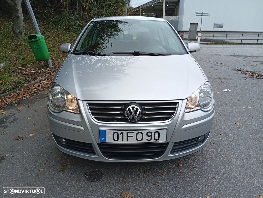 VW Polo 1.4 TDi Confortline - 2