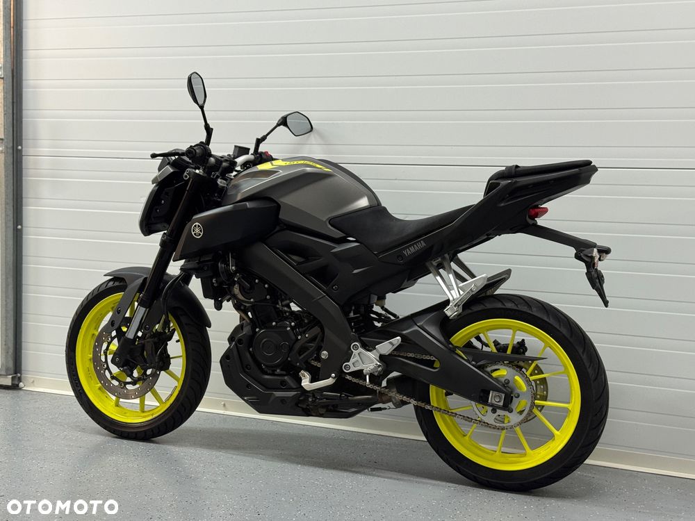 Yamaha MT - 12