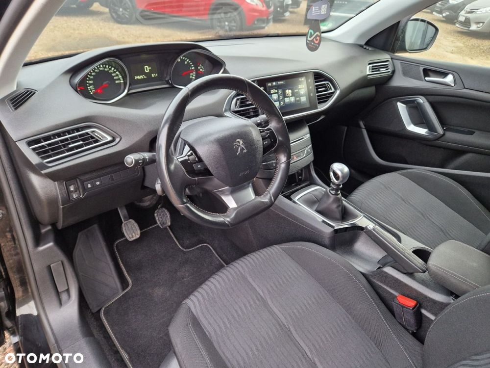 Peugeot 308 e-HDi FAP 115 Stop&Start Style - 6