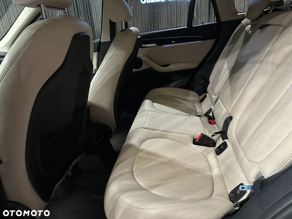 BMW X1 xDrive25e xLine - 15
