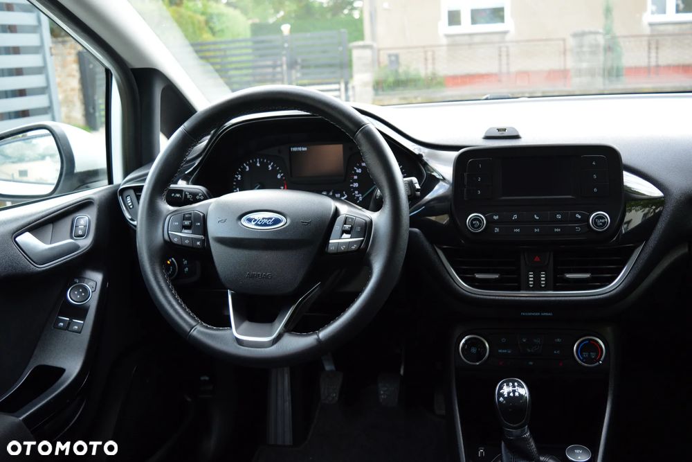 Ford Fiesta 1.1 S&S TREND - 18