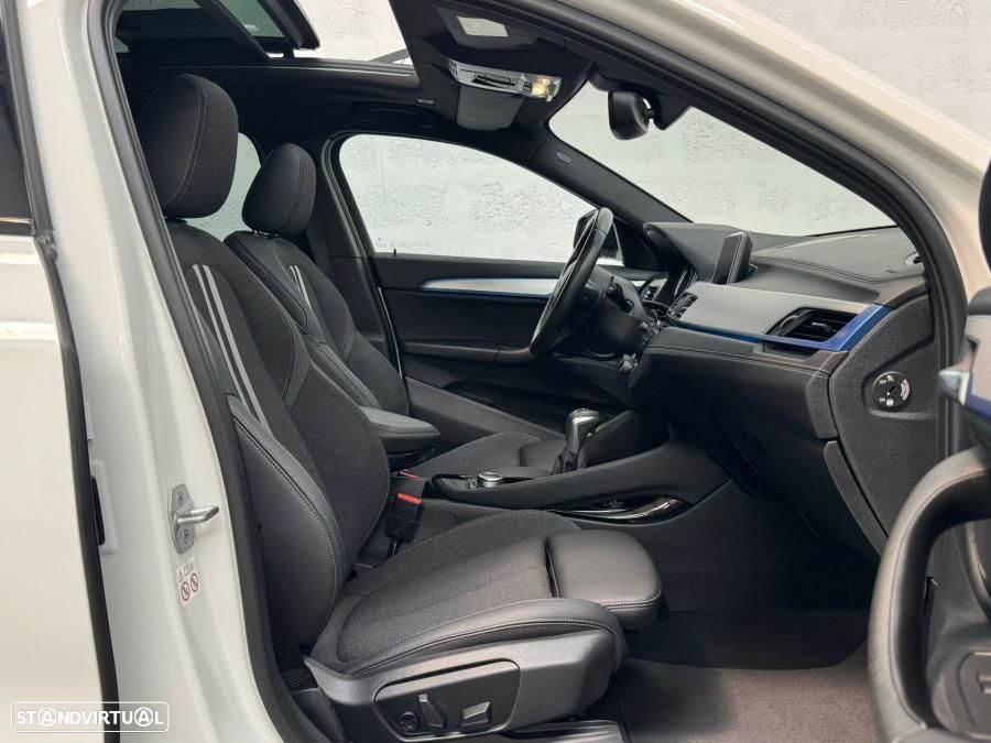 BMW X2 25 e xDrive Pack M - 40