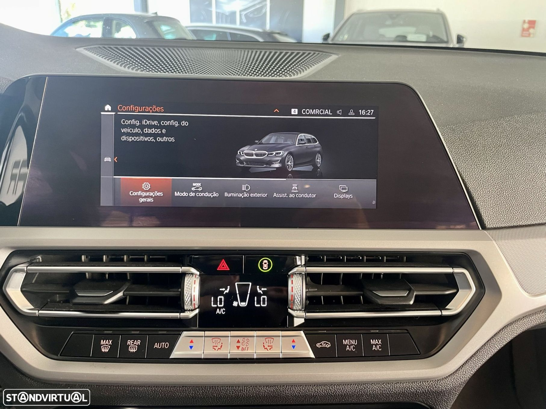 BMW 318 d Touring Auto - 39