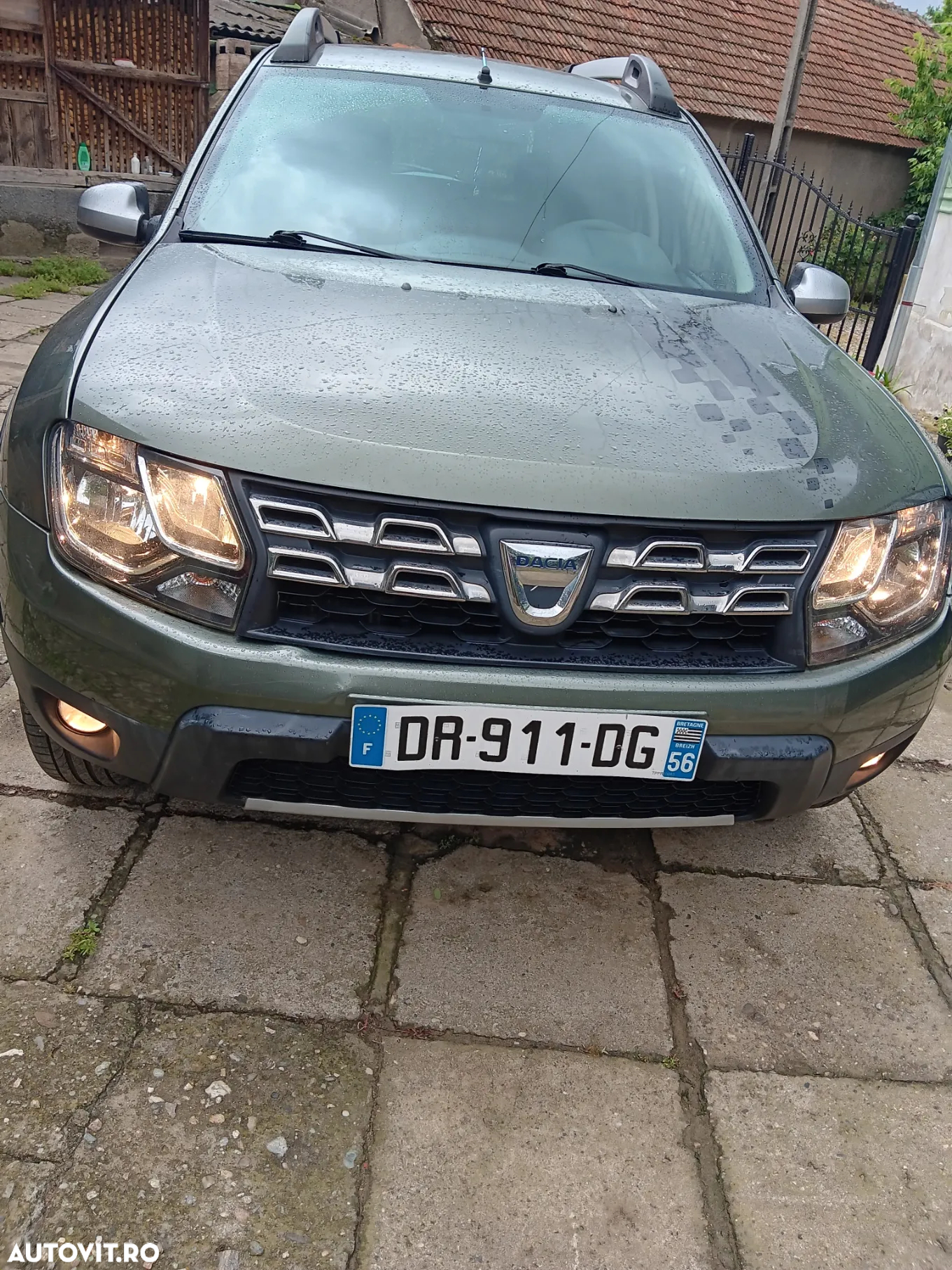 Dacia Duster 1.5 dCi 4x2 Laureate - 6