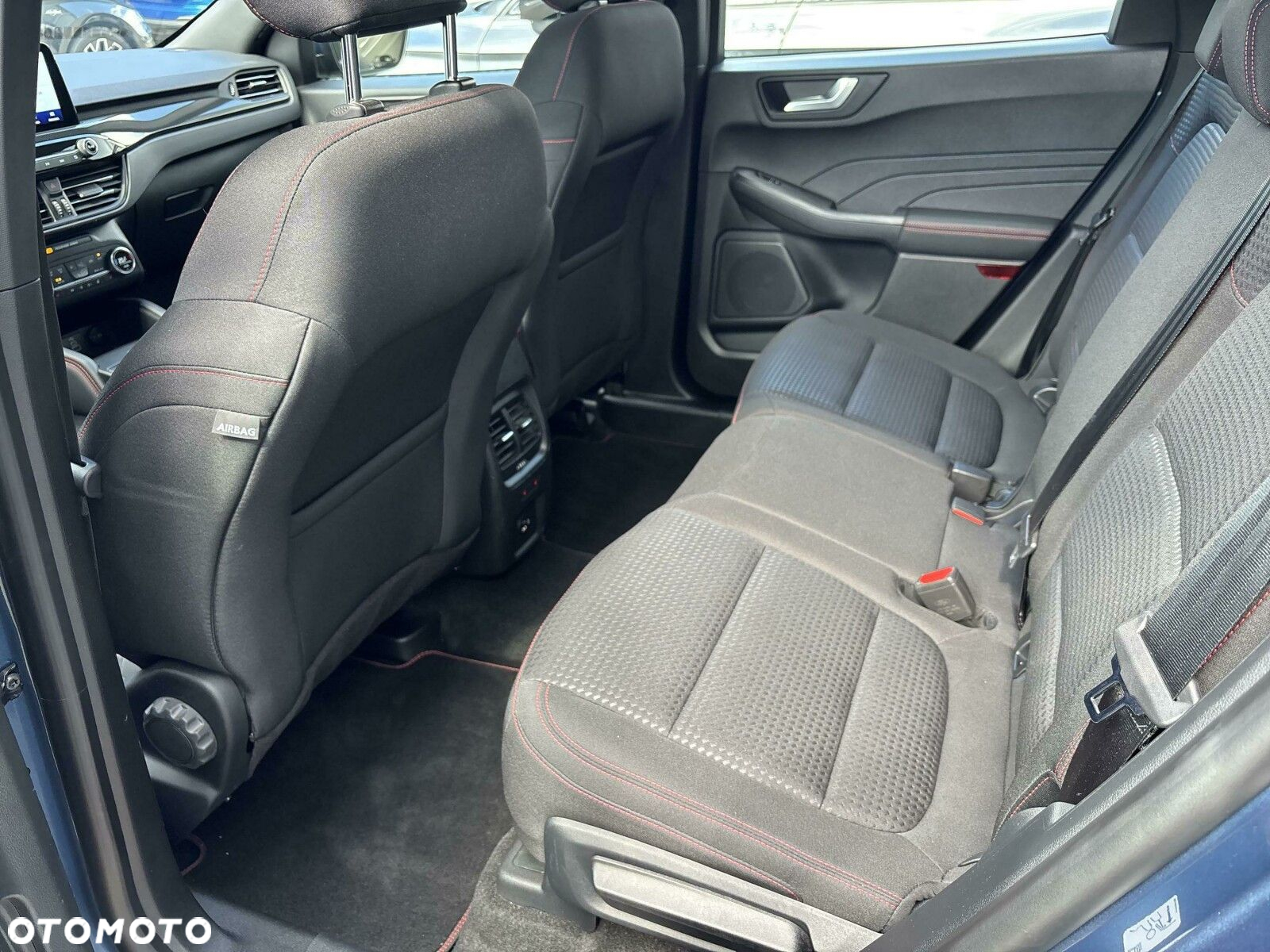 Ford Kuga - 21