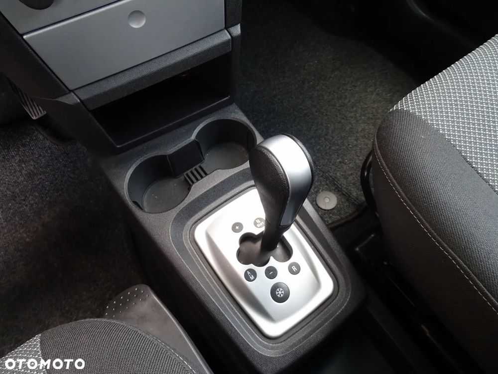 Opel Meriva 1.6 Cosmo MTA - 25