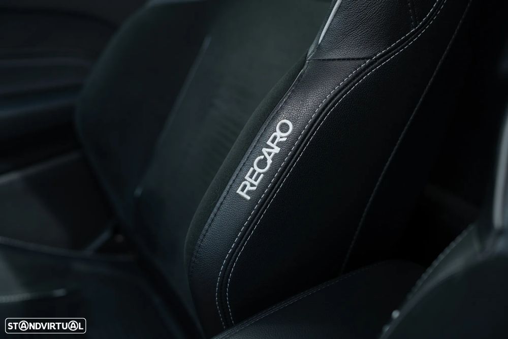 Ford Fiesta 1.5 EcoBoost S&S ST X - 39
