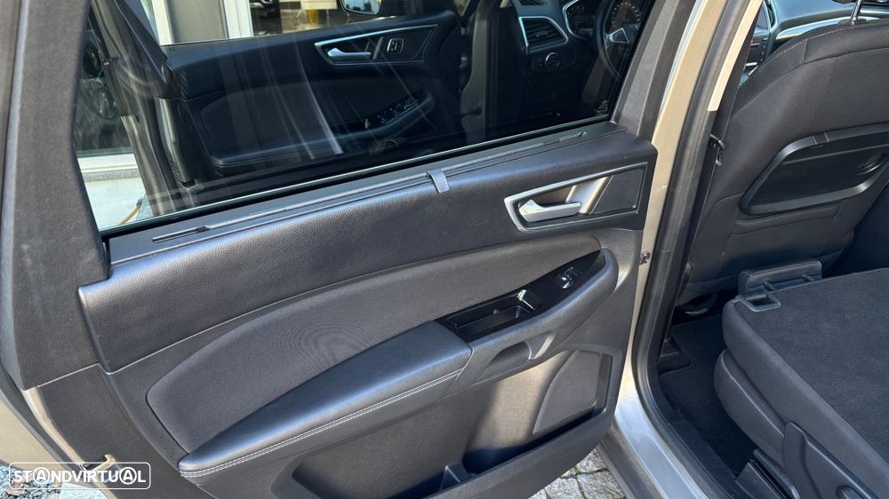 Ford S-Max 2.0 TDCi Titanium - 16