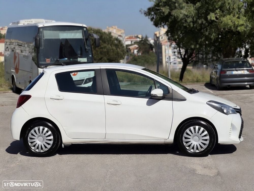Toyota Yaris 1.4 D-4D ACtive - 6
