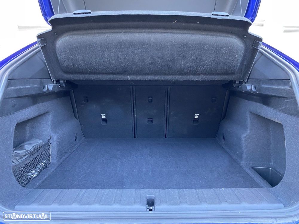 BMW X2 18 d sDrive Auto Pack M — fotografia 17